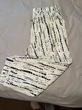 Modlily Black and White Pants NWOT Size XXL